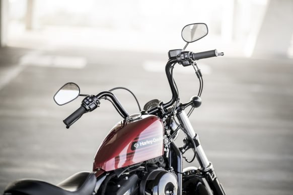 022118-2018-harley-davidson-forty-eight-special-003360_185_mia_181024-582x388